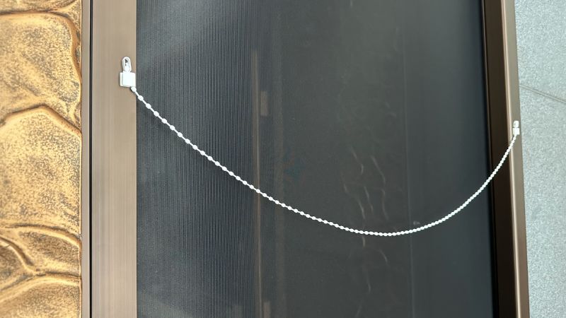 隱形捲軸紗門
